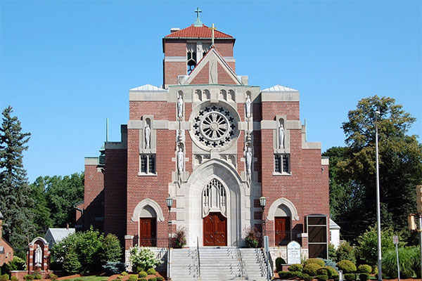 Purchase your Stop & Shop gift card from the Franklin Knights of Columbus on December 8th and 9th, and proceeds from the sale will benefit the St. Vincent de Paul Society. Donate your $10 card, and the charity benefits twice!